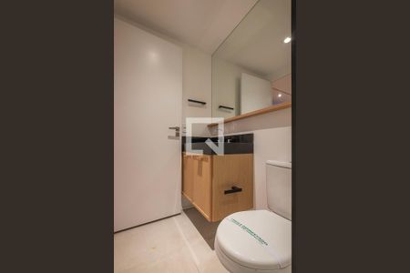 Studio para alugar com 30m², 1 quarto e sem vaga Studio para alugar com 30m², 1 quarto e sem vagaBanheiro