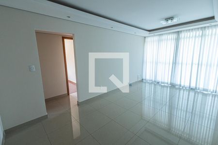 Sala de apartamento para alugar com 3 quartos, 86m² em Heliópolis, Belo Horizonte