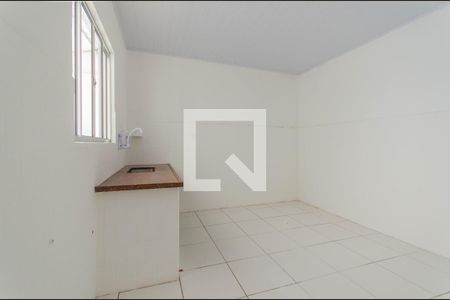 Casa para alugar com 71m², 2 quartos e 2 vagasCozinha