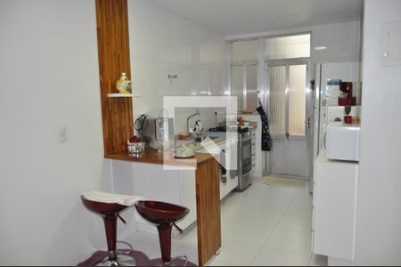 Cozinha  de casa de condomínio à venda com 7 quartos, 356m² em Pilares, Rio de Janeiro