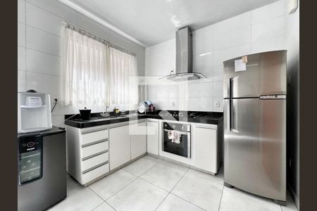 Apartamento à venda com 140m², 4 quartos e 3 vagasCozinha