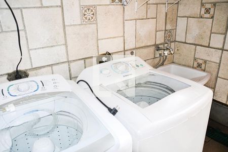 Casa à venda com 389m², 4 quartos e 4 vagasÁrea de Serviço