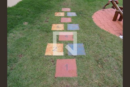 Apartamento à venda com 33m², 2 quartos e sem vagaÁrea comum - Playground