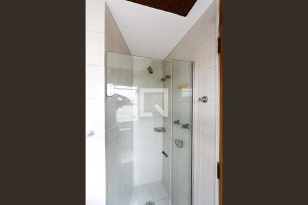 Apartamento para alugar com 200m², 3 quartos e 3 vagas Apartamento para alugar com 200m², 3 quartos e 3 vagassuíte 2