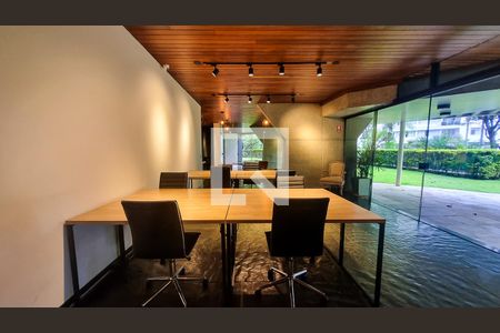 Apartamento para alugar com 200m², 3 quartos e 3 vagas Apartamento para alugar com 200m², 3 quartos e 3 vagasÁrea comum