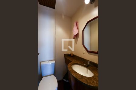 Apartamento para alugar com 200m², 3 quartos e 3 vagas Apartamento para alugar com 200m², 3 quartos e 3 vagasLavabo