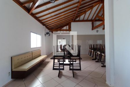 Apartamento à venda com 109m², 2 quartos e 1 vaga Apartamento à venda com 109m², 2 quartos e 1 vagaÁrea comum - Salão de festas