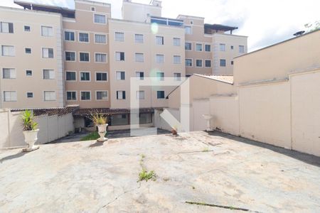 Apartamento à venda com 109m², 2 quartos e 1 vaga Apartamento à venda com 109m², 2 quartos e 1 vagaQuintal