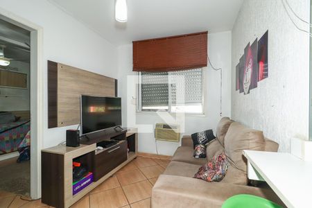 Sala  de apartamento para alugar com 1 quarto, 34m² em Humaitá, Porto Alegre