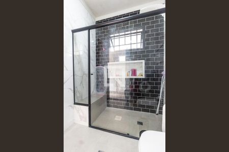 Casa à venda com 250m², 4 quartos e 2 vagasSuíte