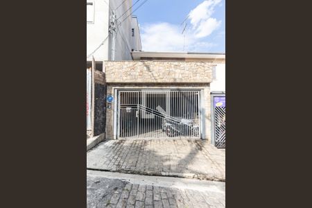 Casa à venda com 250m², 4 quartos e 2 vagasFachada