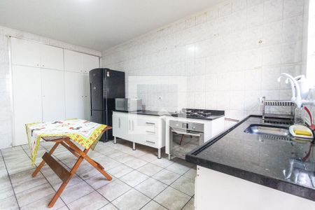 Casa à venda com 250m², 4 quartos e 2 vagasCozinha