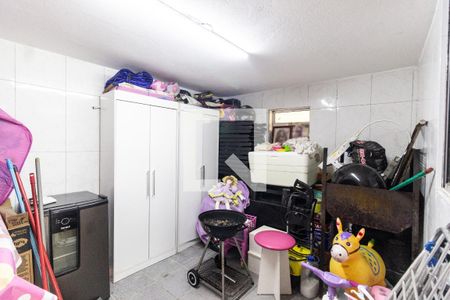 Casa à venda com 250m², 4 quartos e 2 vagasQuarto de serviço