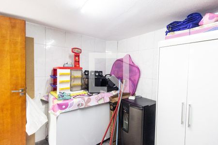 Casa à venda com 250m², 4 quartos e 2 vagasQuarto de serviço