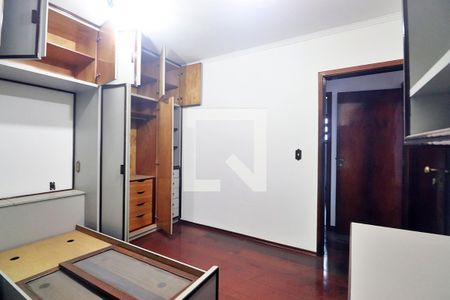 Quarto 1 de casa para alugar com 3 quartos, 242m² em Parque Central, Santo André