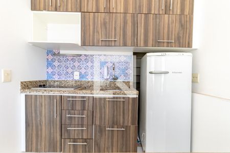 Cozinha de apartamento para alugar com 1 quarto, 42m² em Indianópolis, São Paulo
