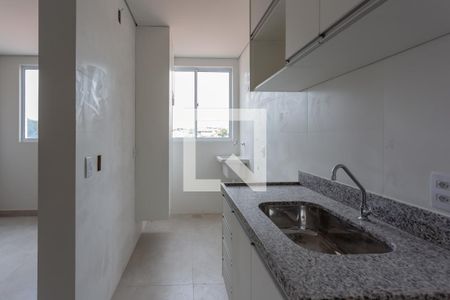 Apartamento à venda com 95m², 2 quartos e 2 vagasCozinha e Área de Serviço