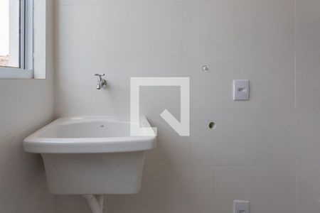 Apartamento à venda com 76m², 2 quartos e 2 vagasCozinha e Área de Serviço