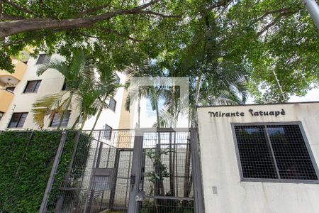 Apartamento para alugar com 65m², 3 quartos e 1 vagaFachada