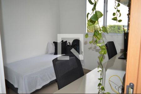 Quarto 2 de apartamento para alugar com 2 quartos, 44m² em Chácara Cotia, Contagem