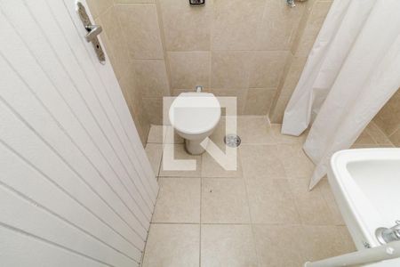 Banheiro de kitnet/studio para alugar com 1 quarto, 30m² em Vila Buarque, São Paulo