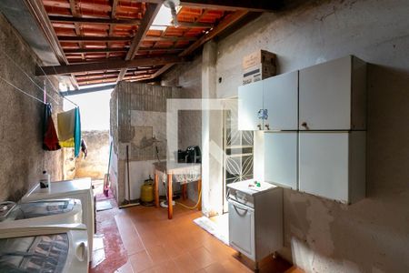 Casa à venda com 243m², 4 quartos e 2 vagasÁrea de Serviço