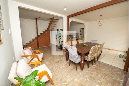 Sala de casa à venda com 3 quartos, 243m² em Santa Helena (barreiro), Belo Horizonte