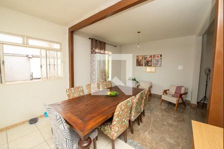 Sala de casa à venda com 3 quartos, 243m² em Santa Helena (barreiro), Belo Horizonte