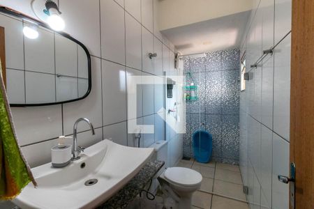 Casa à venda com 243m², 4 quartos e 2 vagasBanheiro Social