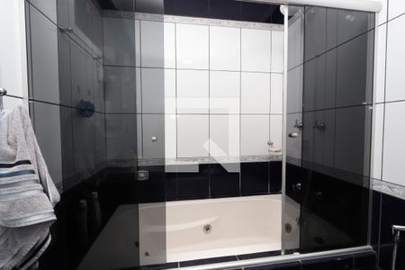 Banheiro da Suíte de casa à venda com 3 quartos, 160m² em Vila Margarida, São Paulo