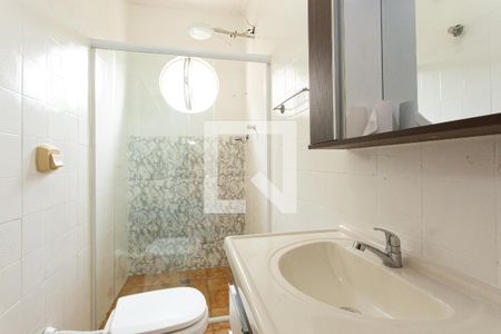 Casa à venda com 141m², 3 quartos e 2 vagasBanheiro 1 da Suíte