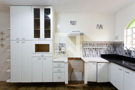 Casa à venda com 141m², 3 quartos e 2 vagasCozinha