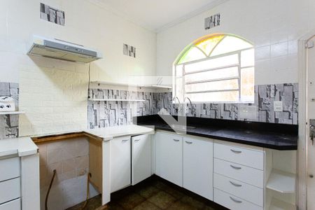 Casa à venda com 141m², 3 quartos e 2 vagasCozinha