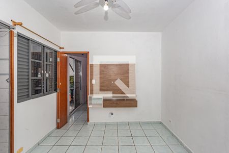 Quarto 2 de casa para alugar com 3 quartos, 80m² em Vila Caraguatá, São Paulo