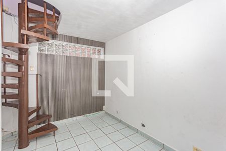 Sala de casa para alugar com 3 quartos, 80m² em Vila Caraguatá, São Paulo