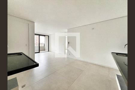Sala/Cozinha de apartamento para alugar com 2 quartos, 73m² em Lourdes, Belo Horizonte