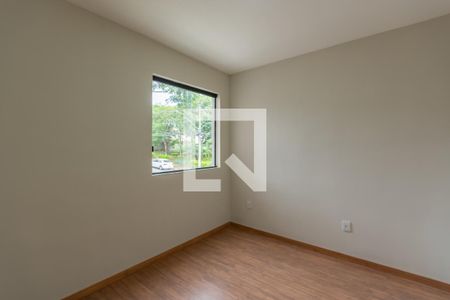 Quarto 2 de casa à venda com 3 quartos, 166m² em Santa Monica, Belo Horizonte