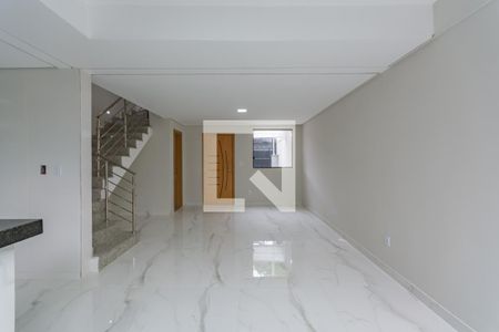 Sala de casa à venda com 3 quartos, 166m² em Santa Monica, Belo Horizonte