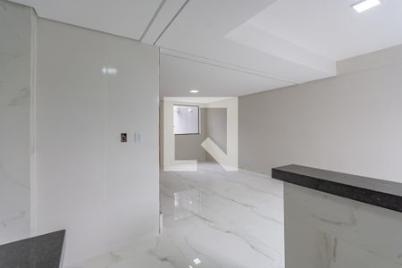 Casa à venda com 166m², 3 quartos e 2 vagas Casa à venda com 166m², 3 quartos e 2 vagasCozinha