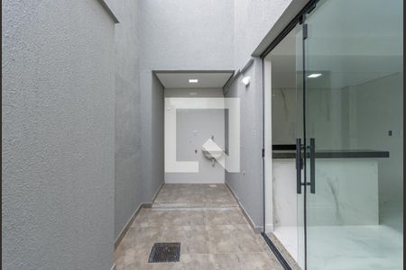 Casa à venda com 166m², 3 quartos e 2 vagas Casa à venda com 166m², 3 quartos e 2 vagasÁrea de Serviço