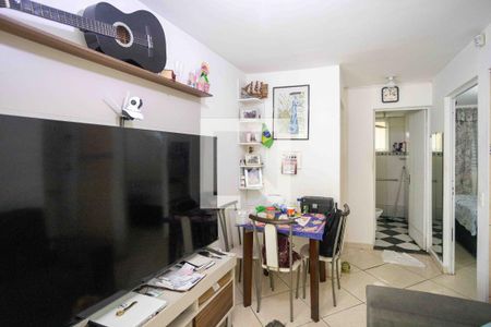 Sala de apartamento à venda com 2 quartos, 43m² em Campanário, Diadema