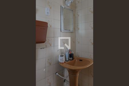 Banheiro de apartamento para alugar com 1 quarto, 30m² em Santo Antônio, Porto Alegre