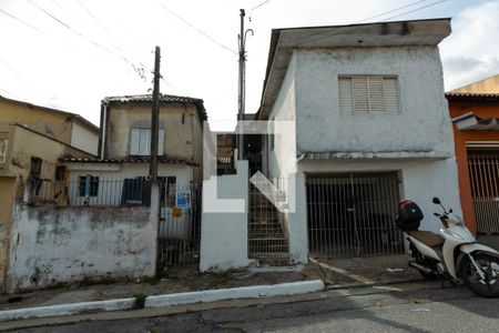 Casa à venda com 160m², 5 quartos e 2 vagasFachada