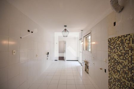 Apartamento à venda com 223m², 5 quartos e 4 vagasCozinha