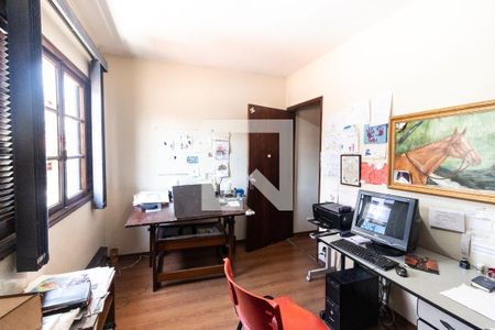 Casa à venda com 230m², 3 quartos e 5 vagasQuarto 2