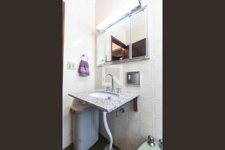 Casa à venda com 230m², 3 quartos e 5 vagasBanheiro da Suíte