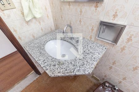 Casa à venda com 230m², 3 quartos e 5 vagasBanheiro