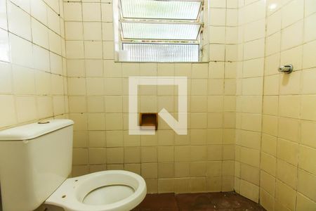 Banheiro  de casa para alugar com 1 quarto, 50m² em Vila Esperança, São Paulo