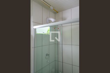 Banheiro de apartamento para alugar com 1 quarto, 35m² em Rio Tavares, Florianópolis