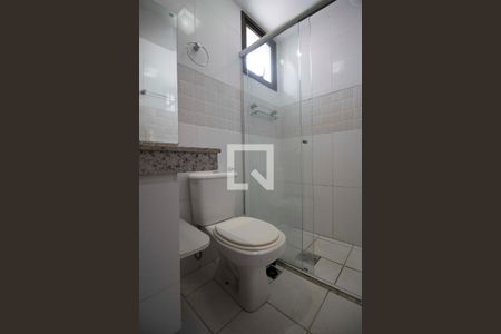 Apartamento para alugar com 59m², 2 quartos e 1 vaga Apartamento para alugar com 59m², 2 quartos e 1 vagaBanheiro da suíte